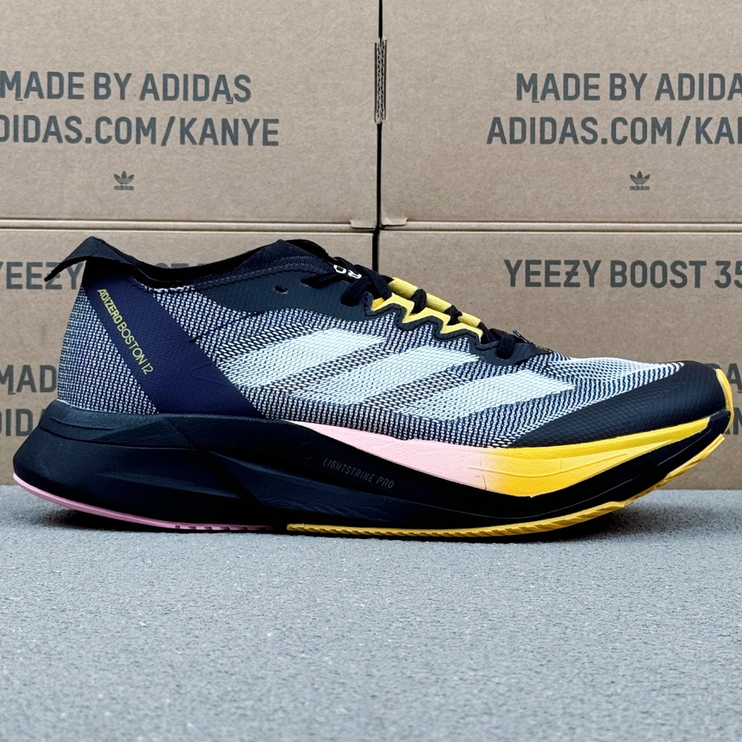 Adidas Runner Shoes 39